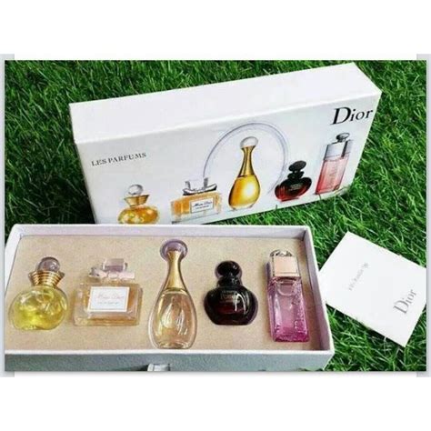 miniatures de parfum dior|Dior perfume miniatures for women.